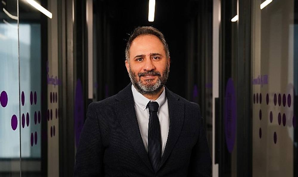 Z KUŞAĞI &Ccedil;ALIŞANLAR NEDEN S&Uuml;REKLİ İŞ DEĞİŞTİRİYOR?