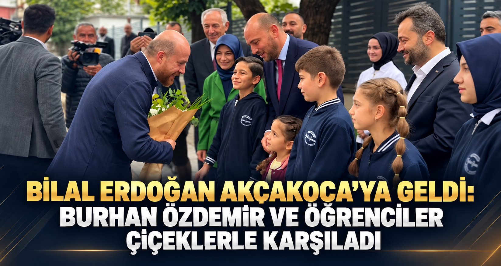 Bilal Erdoğan Akçakoca’ya Geldi: MÜSİAD Başkanı Özdemir ve Öğrenciler Çiçeklerle Karşıladı